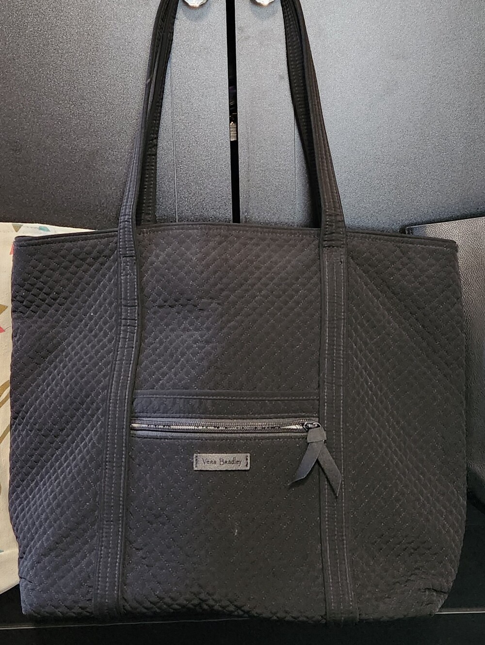 3 Totes Totally + VS Wristlet Bundle. MSRP $264. Large Totes. - Picture 7 of 7